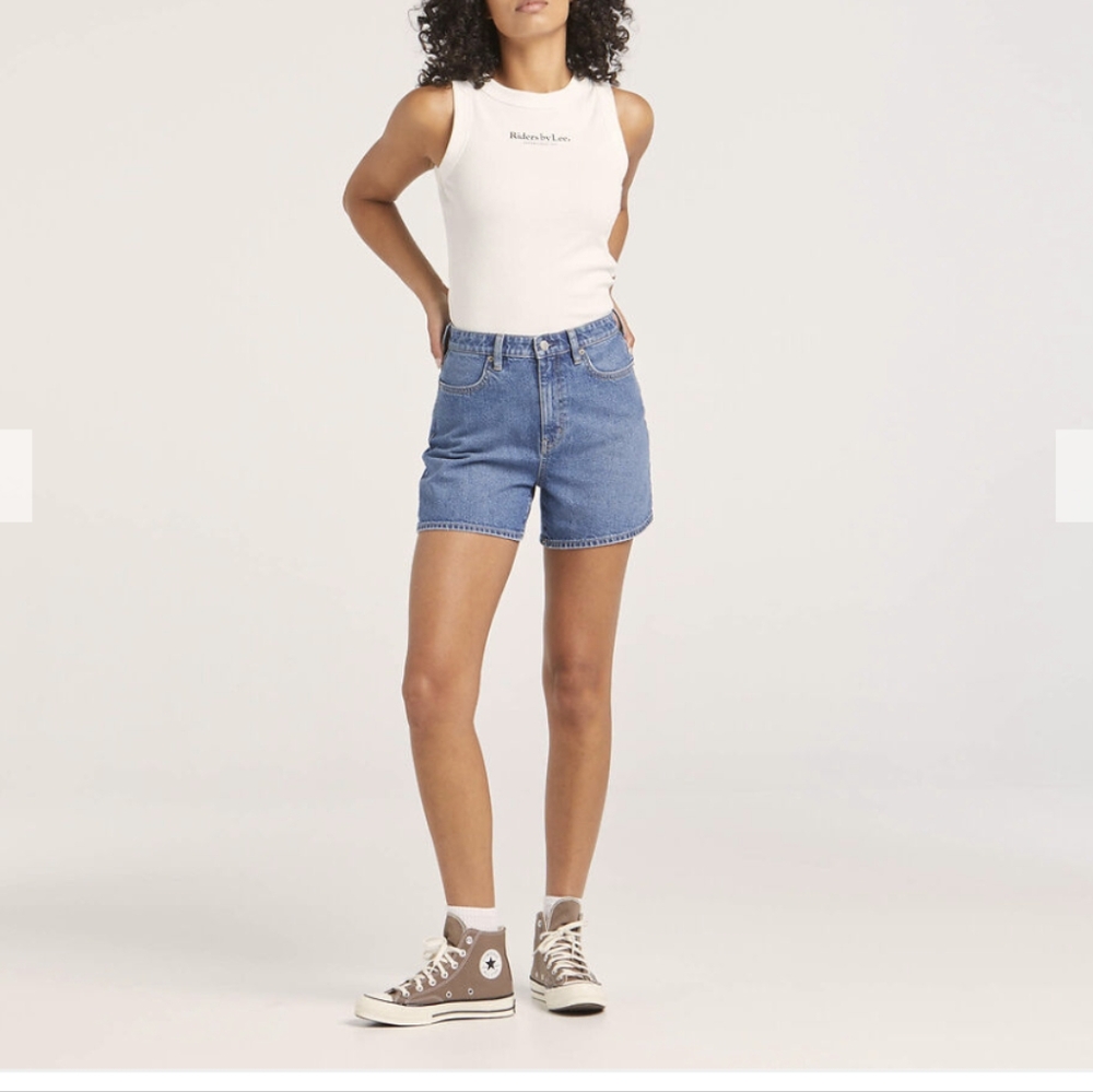 Lee Riders. Denim Shorts with polka dot belt
